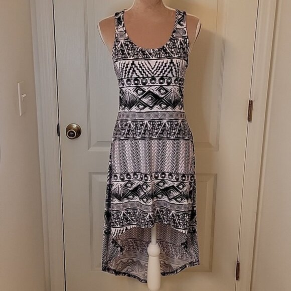 Blue Star Black and White Racerback High Low Dress Size Jr M EUC. NWOT - Picture 1 of 6